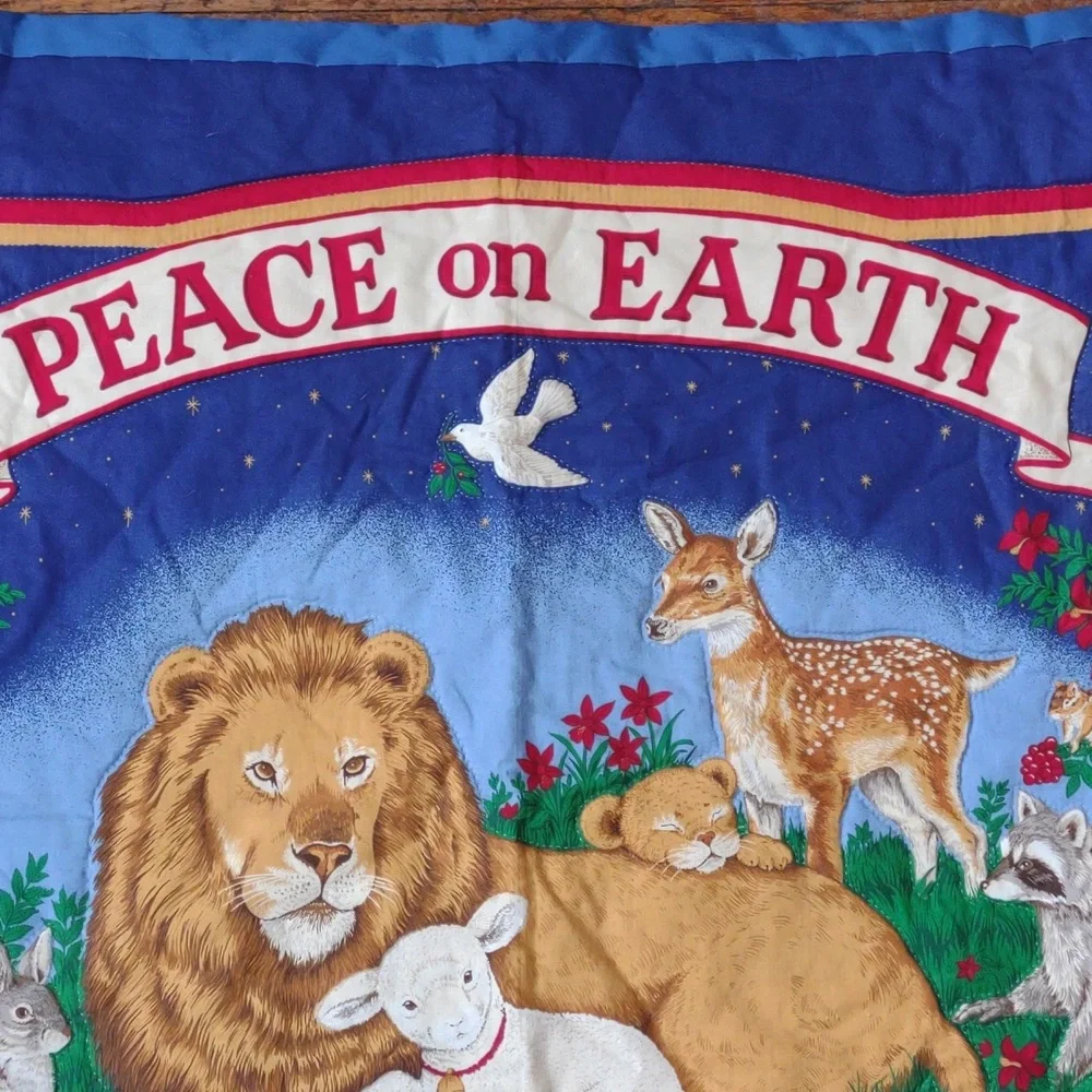 Peace on Earth Goodwill to all Christmas blanket wall hanging 44x34